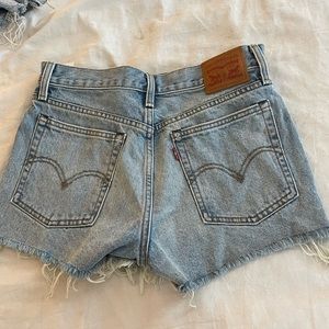 Levi’s cut off Jean shorts